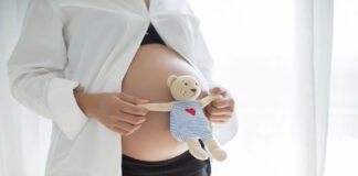 Doğum Sonrası Rahat Giyim: Yeni Anneler İçin En İyi Kıyafetler